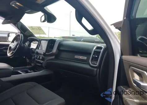 2019 Ram 1500 Big Horn/Lone Star из США, поврежденный, VIN 1C6RREFT5KN600876